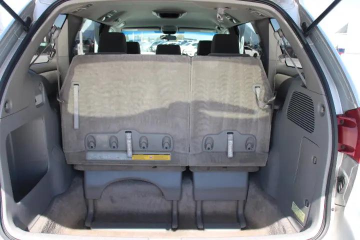 2005 Toyota Sienna LE