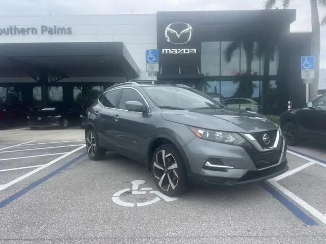 2022 Nissan Rogue Sport SL FWD Xtronic CVT