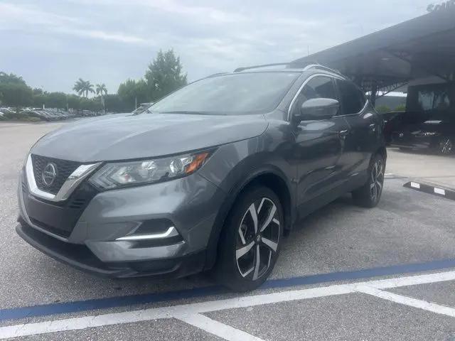 2022 Nissan Rogue Sport SL FWD Xtronic CVT