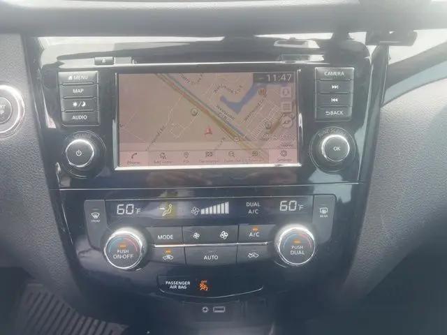 2022 Nissan Rogue Sport SL FWD Xtronic CVT