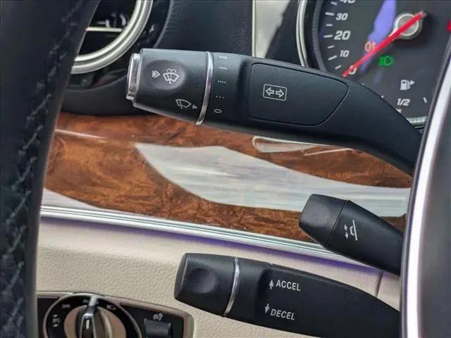 2018 Mercedes-Benz E-CLASS E 300 E 300