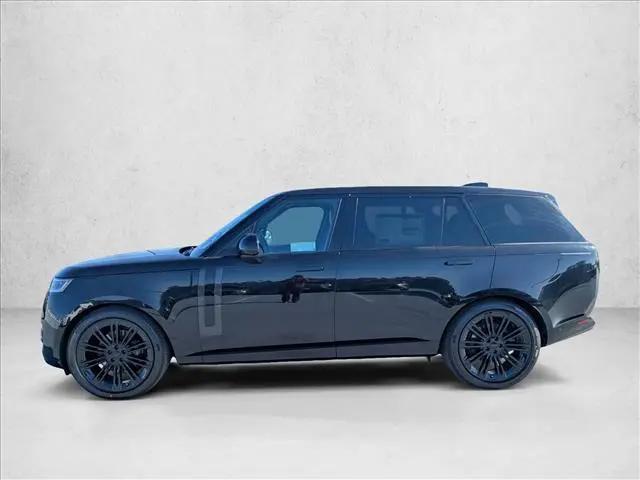 2026 Land Rover Range Rover P400 SE 7 Seat