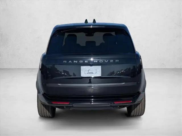 2026 Land Rover Range Rover P400 SE 7 Seat