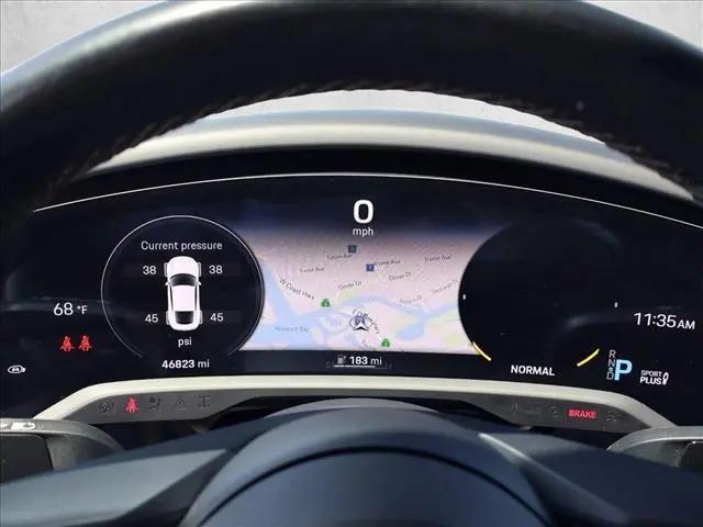 2023 Porsche Taycan Taycan