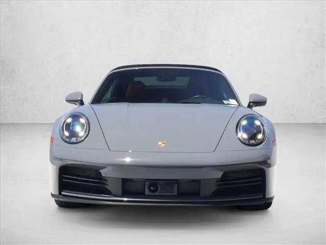 2025 Porsche 911 Carrera Cabriolet