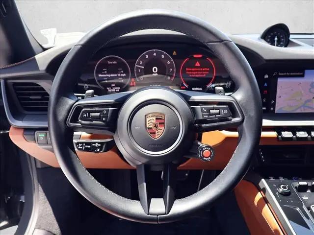 2025 Porsche 911 Carrera Cabriolet