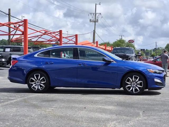 2023 Chevrolet Malibu FWD RS