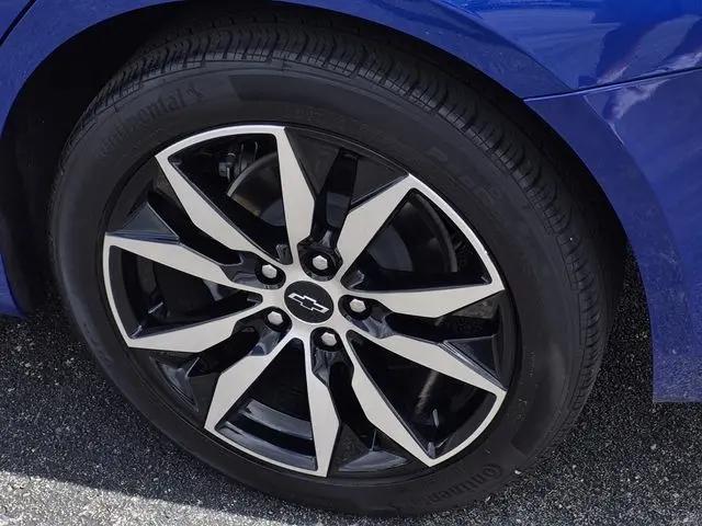 2023 Chevrolet Malibu FWD RS