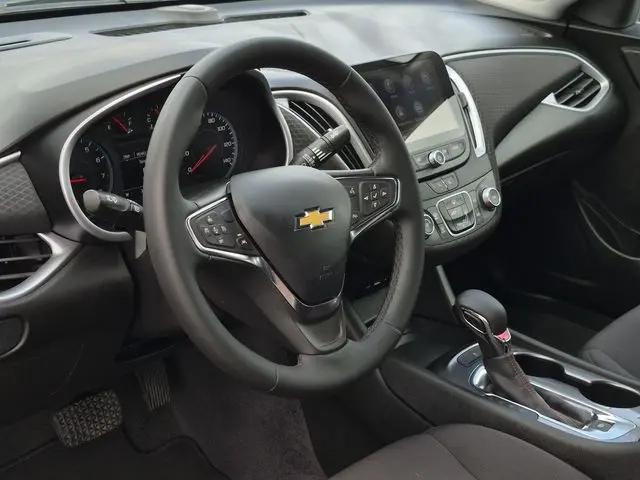 2023 Chevrolet Malibu FWD RS