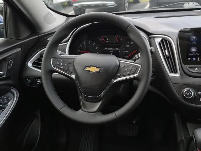 2023 Chevrolet Malibu FWD RS