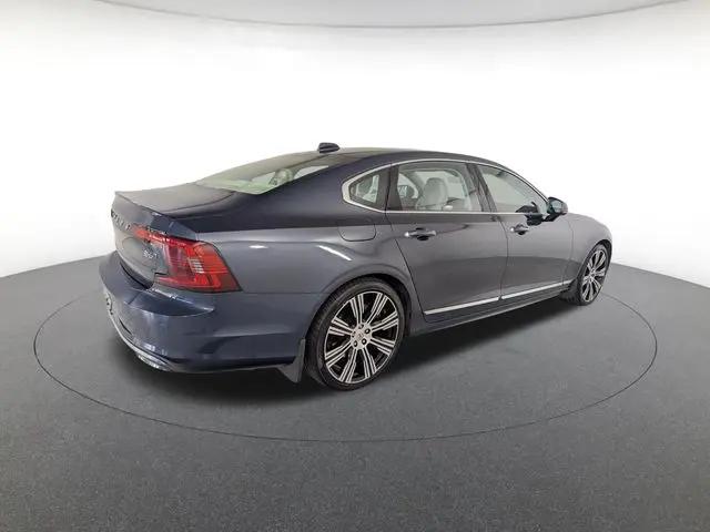 2022 Volvo S90 B6 Inscription