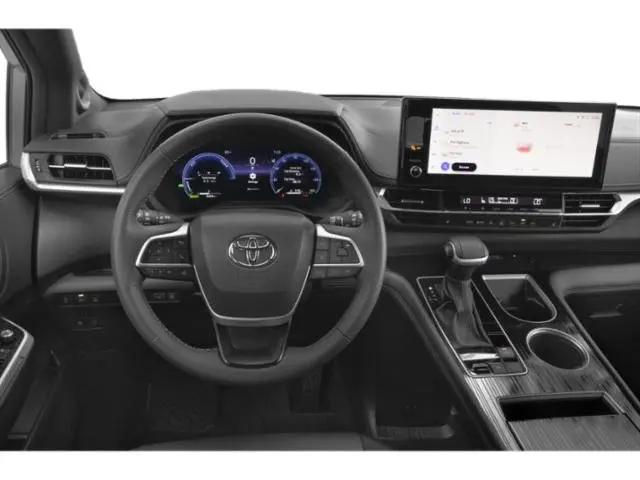 2025 Toyota Sienna Woodland Edition