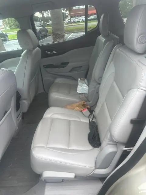 2017 GMC Acadia SLT-1