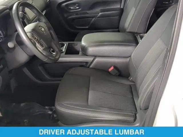 2019 Nissan Titan SV