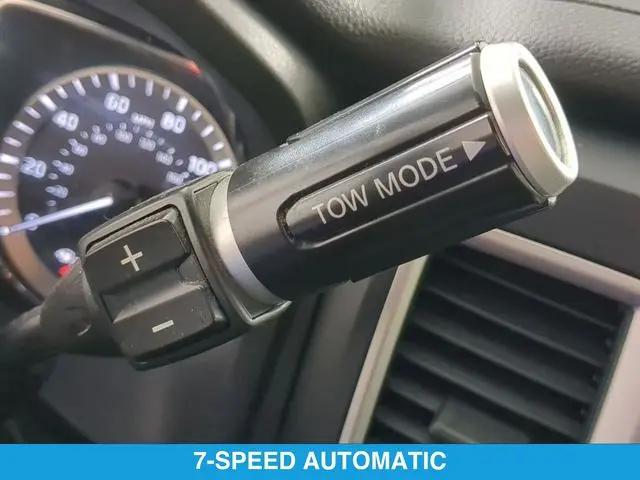 2019 Nissan Titan SV