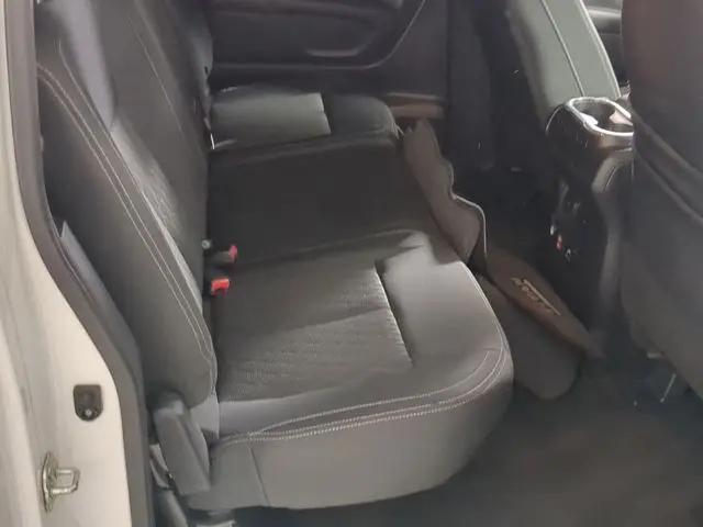 2019 Nissan Titan SV