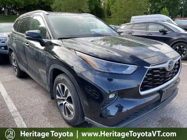 2022 Toyota Highlander XLE for sale in Burlington, VT