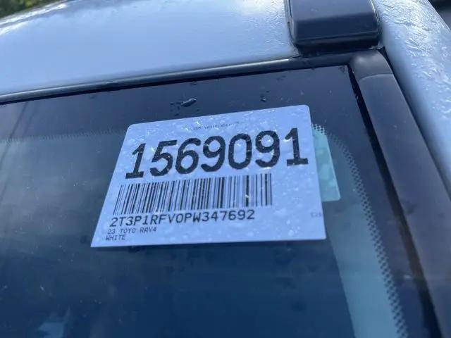 2023 Toyota RAV4 XLE