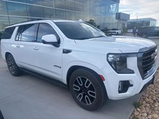 2023 GMC Yukon XL 4WD AT4