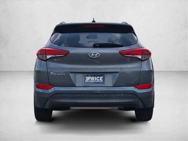 2016 Hyundai Tucson SE