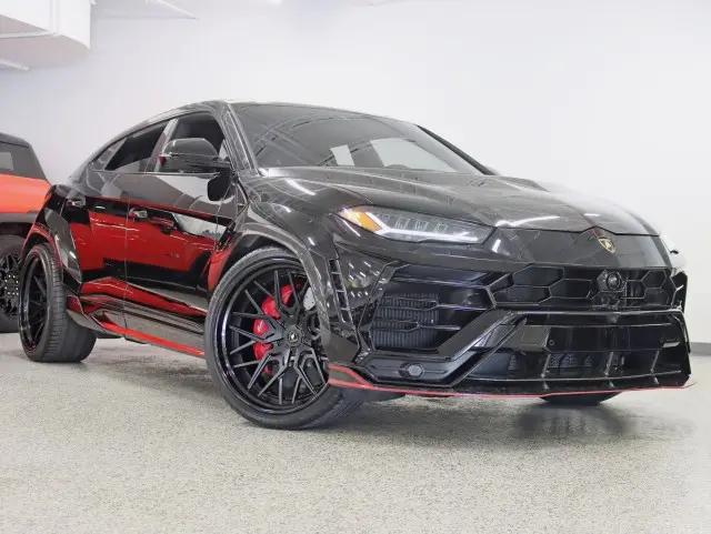 2022 Lamborghini Urus Graphite Capsule