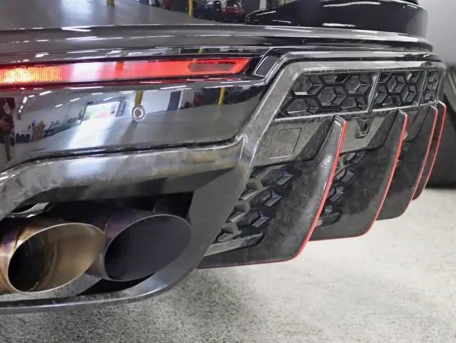 2022 Lamborghini Urus Graphite Capsule