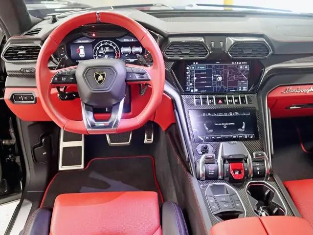 2022 Lamborghini Urus Graphite Capsule