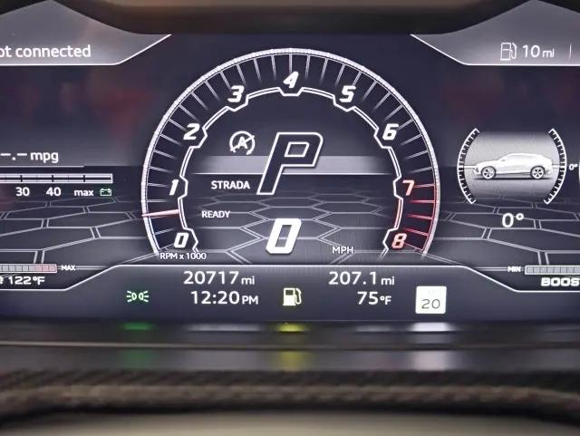 2022 Lamborghini Urus Graphite Capsule