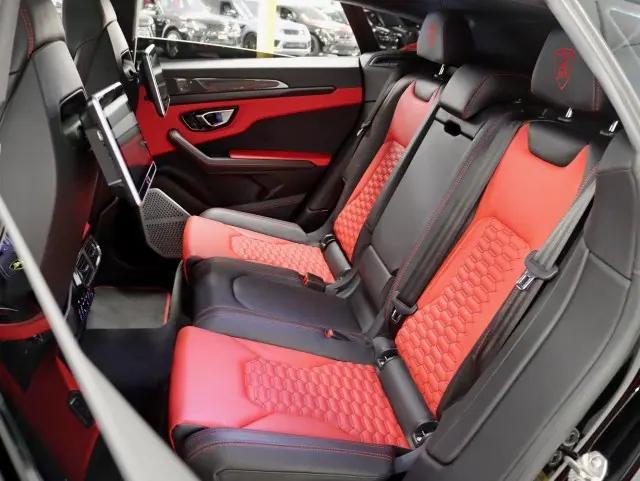 2022 Lamborghini Urus Graphite Capsule