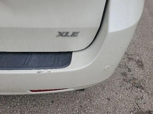 2017 Toyota Sienna XLE 8 Passenger