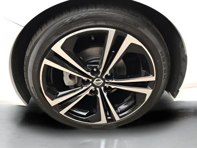 2020 Nissan Sentra SR Xtronic CVT