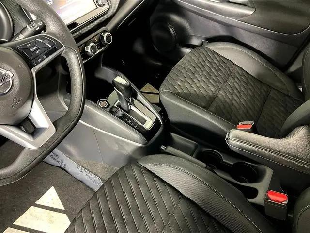 2021 Nissan Kicks S Xtronic CVT