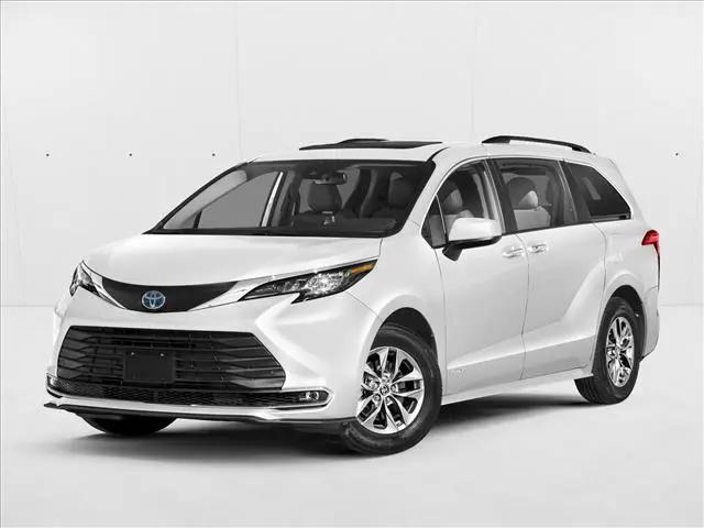 2023 Toyota Sienna XLE for sale in Davie, FL