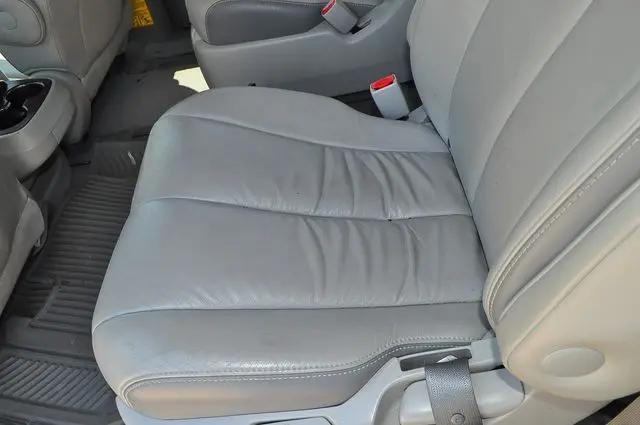 2013 Toyota Sienna Limited 7 Passenger