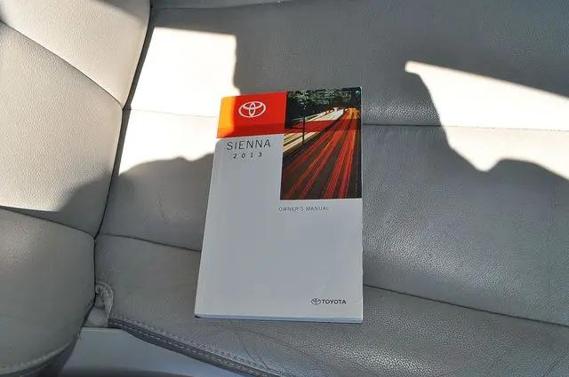 2013 Toyota Sienna Limited 7 Passenger