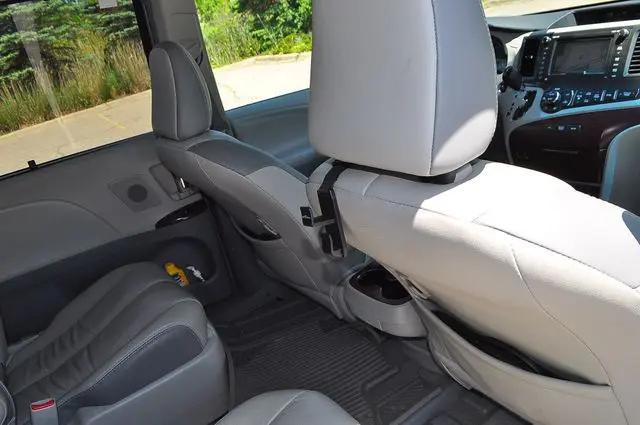 2013 Toyota Sienna Limited 7 Passenger