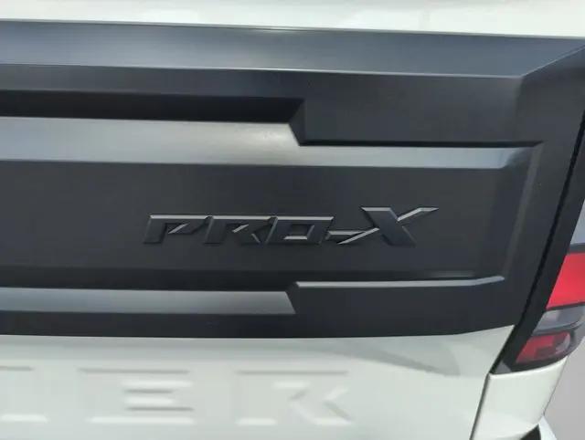 2026 Nissan Frontier Crew Cab PRO-X 4x2