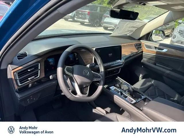 2026 Volkswagen Atlas SE with Technology