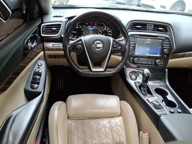 2017 Nissan Maxima 3.5 Platinum