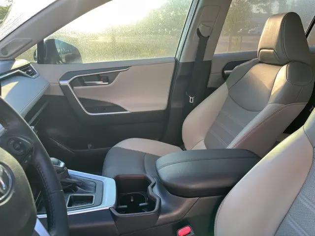 2025 Toyota RAV4 Limited