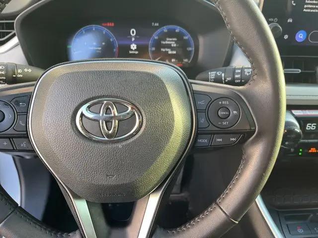 2025 Toyota RAV4 Limited