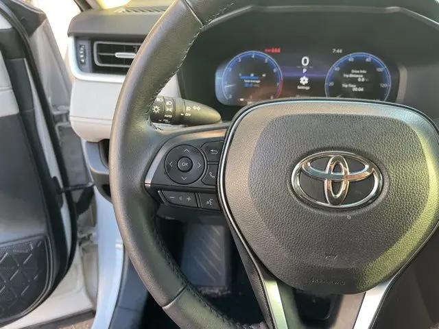 2025 Toyota RAV4 Limited
