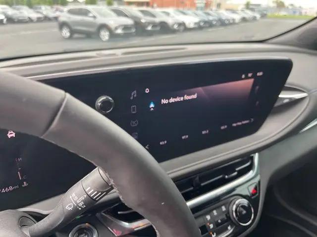 2025 Buick NV Sport Touring FWD