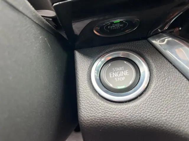 2025 Buick NV Sport Touring FWD