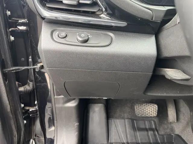 2025 Buick NV Sport Touring FWD