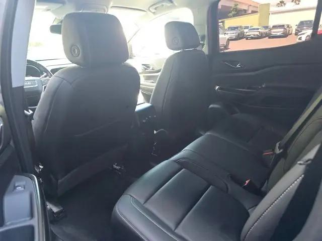 2021 GMC Acadia FWD SLT