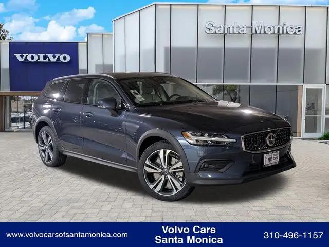 2026 Volvo V60 Cross Country Plus, B5 AWD Gas mild hybrid for sale in Santa Monica, CA
