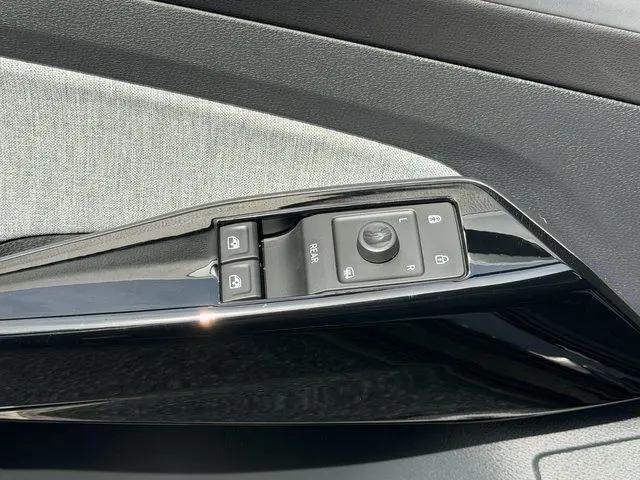 2023 Volkswagen ID.4 AWD Pro