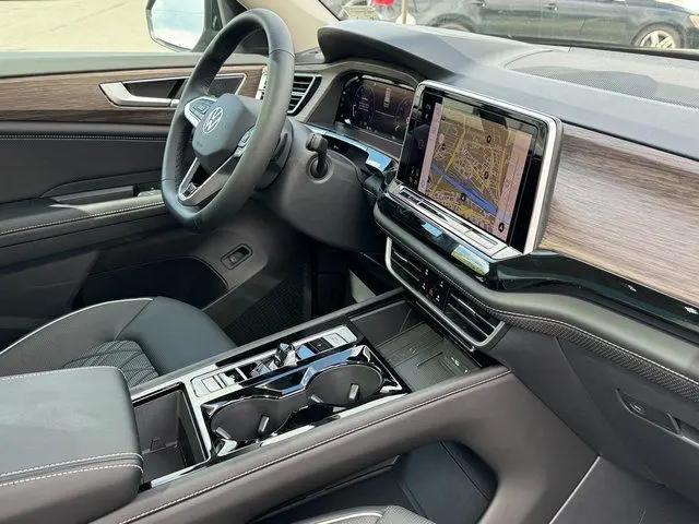 2026 Volkswagen Atlas SEL Premium R-Line