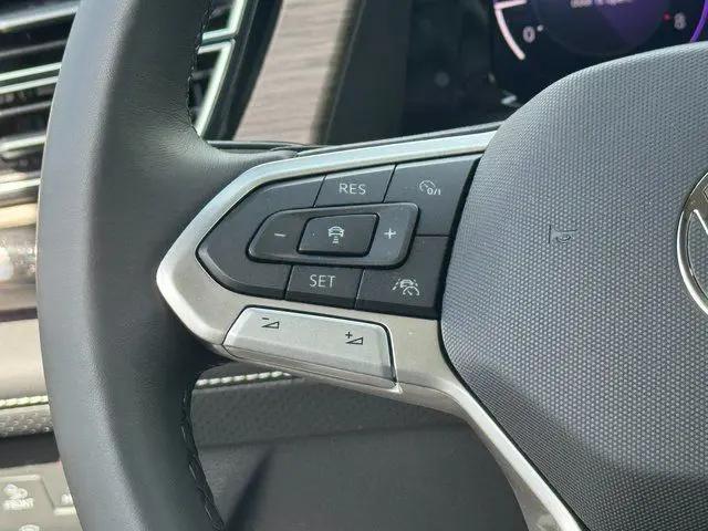2026 Volkswagen Atlas SEL Premium R-Line